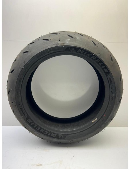 Pneu Michelin Power RS 200 55 17 Occasion