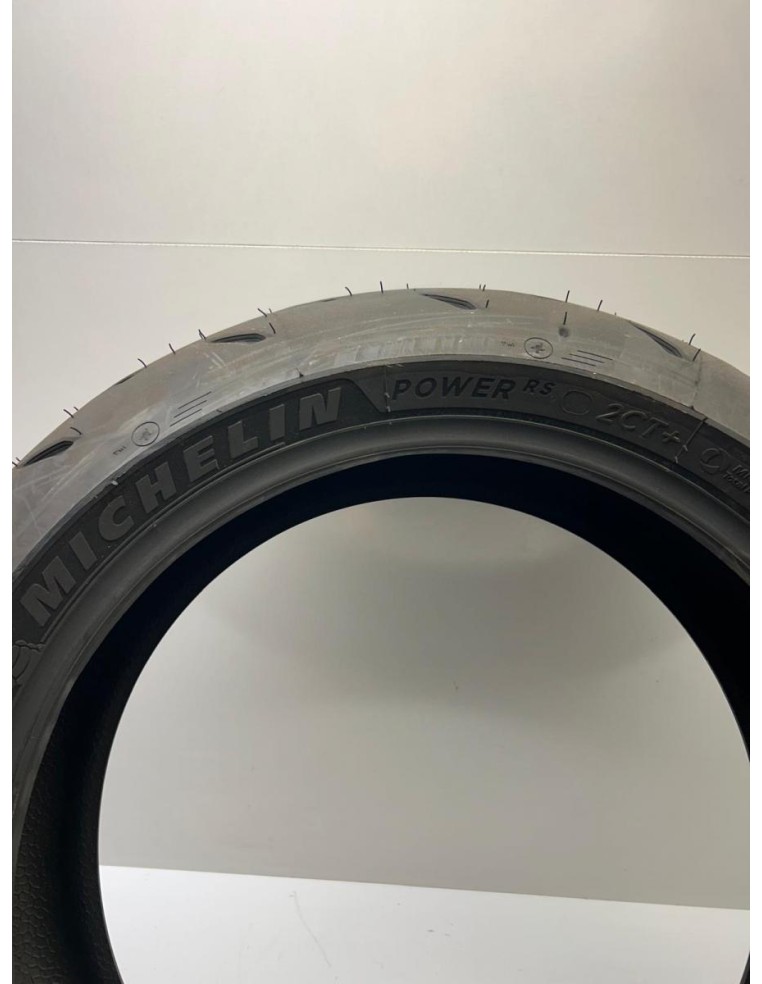 Pneu Michelin Power RS 200 55 17 Occasion