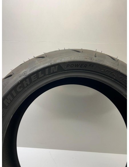Pneu Michelin Power RS 200 55 17 Occasion