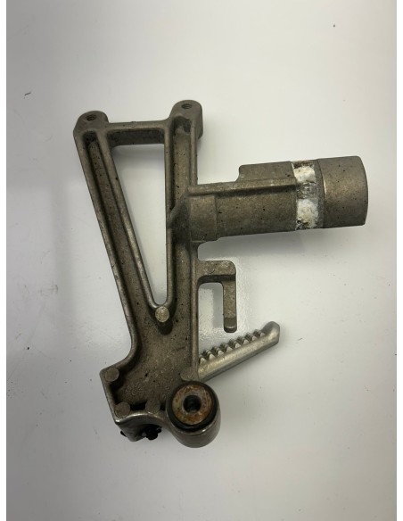 Repose pied arrière droit HONDA CBR 600 F 1991 - 1998