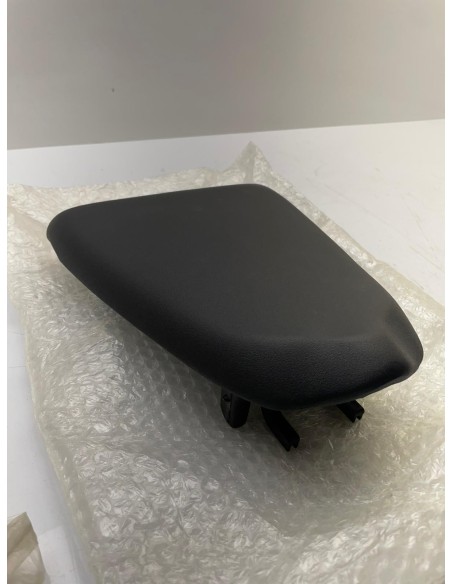 Selle arrière APRILIA RSV 1000 1999 / 2006 AP8129330