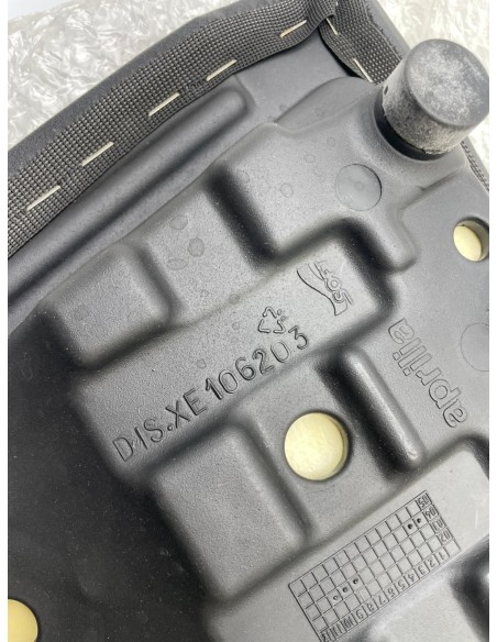 Selle arrière APRILIA RSV 1000 1999 / 2006 AP8129330