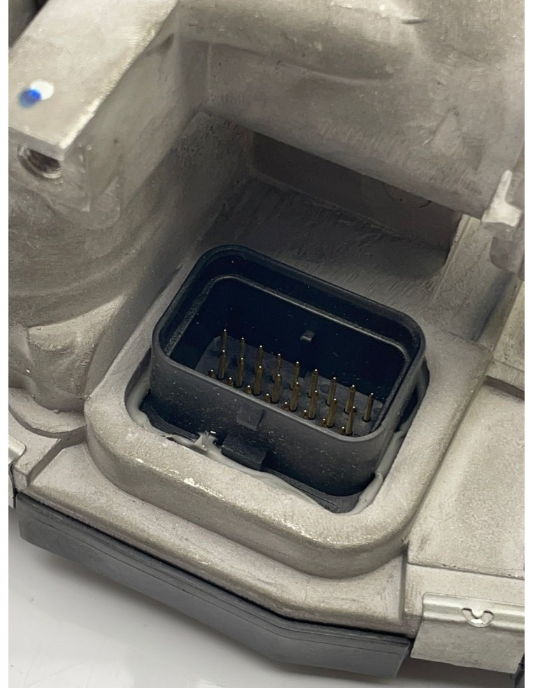 Boitier papillon origine PIAGGIO MP3 YOURBAN 2011 / 2016 CM084813