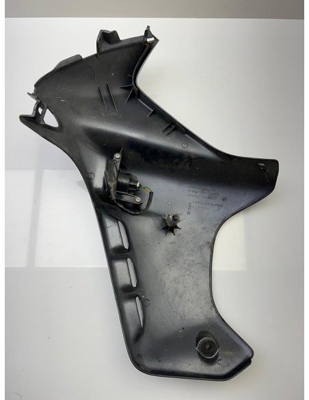 Carénage latéral droit HONDA NX 650 Dominator 1991 - 1995