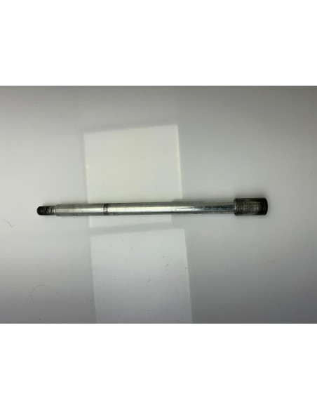 Axe de roue avant PIAGGIO 125 XEVO 2007 - 2016