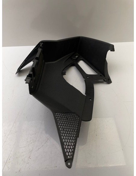 Repose pied passager gauche GILERA 800 GP 2007 / 2013 674821000C