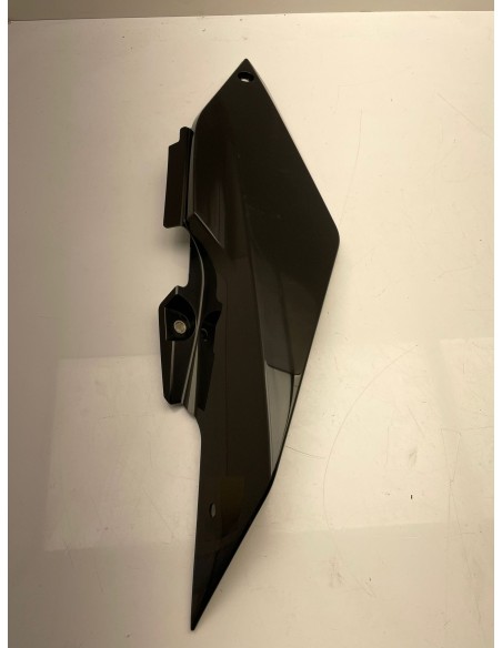 Carénage arrière droit pour YAMAHA WR 125 R années 2009 / 2010 / 2011 / 2012 / 2013 / 2014 22BF171X