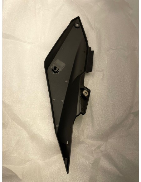 Carénage arrière droit pour YAMAHA WR 125 R années 2009 / 2010 / 2011 / 2012 / 2013 / 2014 22BF171X