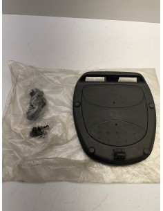 Support top case GIVI MONOLOCK Z113C2