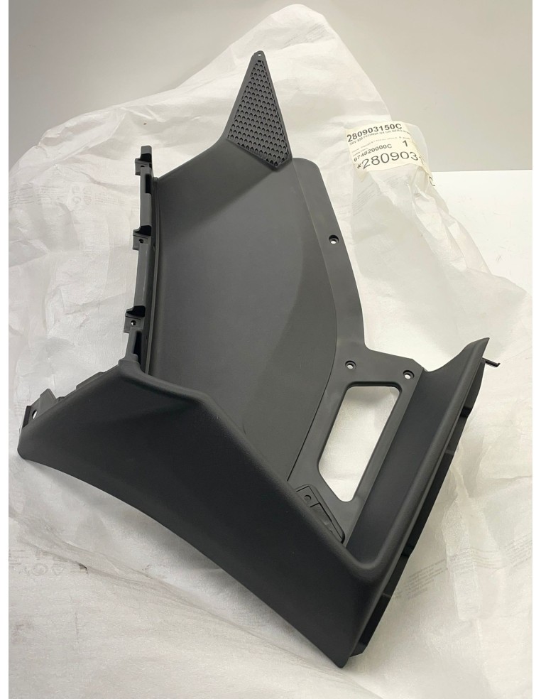 Repose pied passager droit GILERA 800 GP 2007 / 2013 674820000C