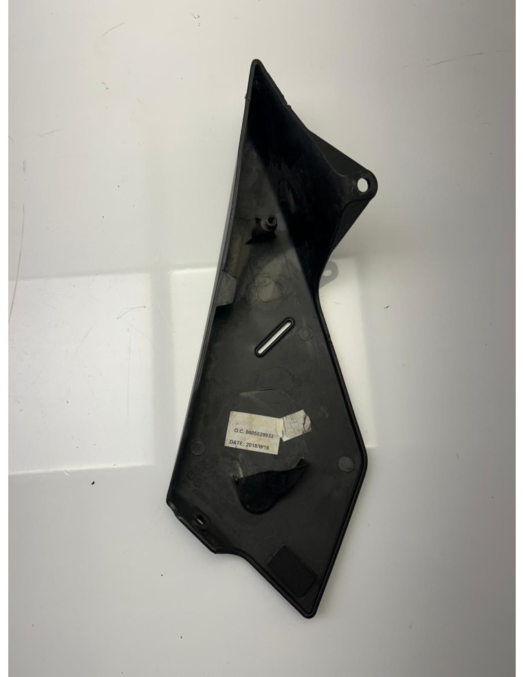 Cache sous réservoir gauche KTM DUKE 890 2021 - 2023