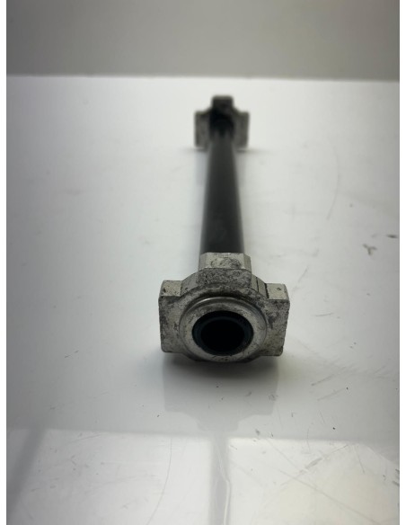 Axe de roue arrière KTM DUKE 890 2021 - 2023