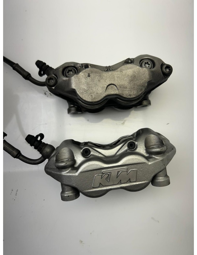 Paire d'étriers de frein avant KTM DUKE 890 2021 - 2023