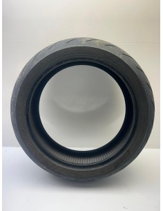 Pneu arrière PIRELLI DIABLO ROSSO IV 180/55/17 20% d'usure