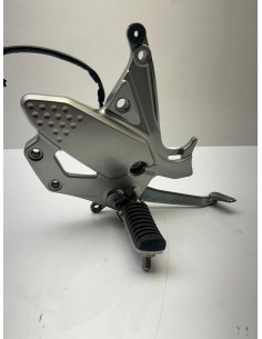 Platine avant droit avec pédale de frein KAWASAKI VERSYS 650 2006 - 2014