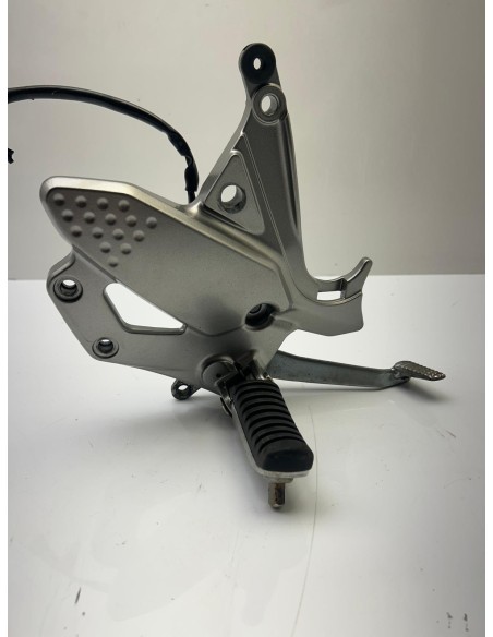 Platine avant droit avec pédale de frein KAWASAKI VERSYS 650 2006 - 2014