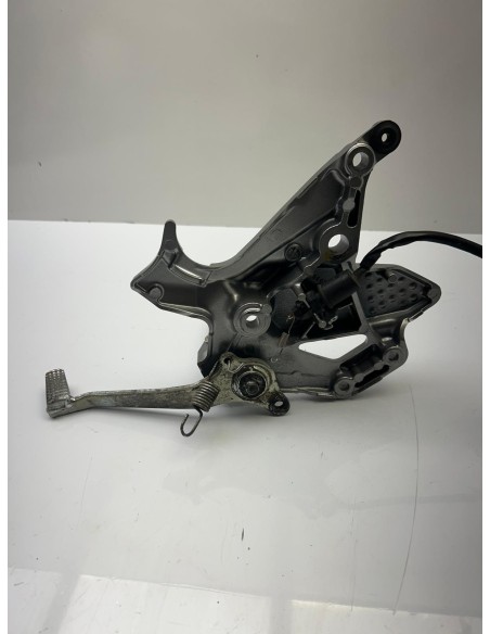 Platine avant droit avec pédale de frein KAWASAKI VERSYS 650 2006 - 2014