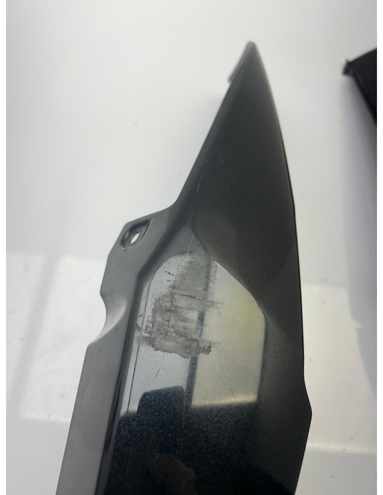 Coque arrière gauche et droit noir KAWASAKI VERSYS 650 2010 - 2014