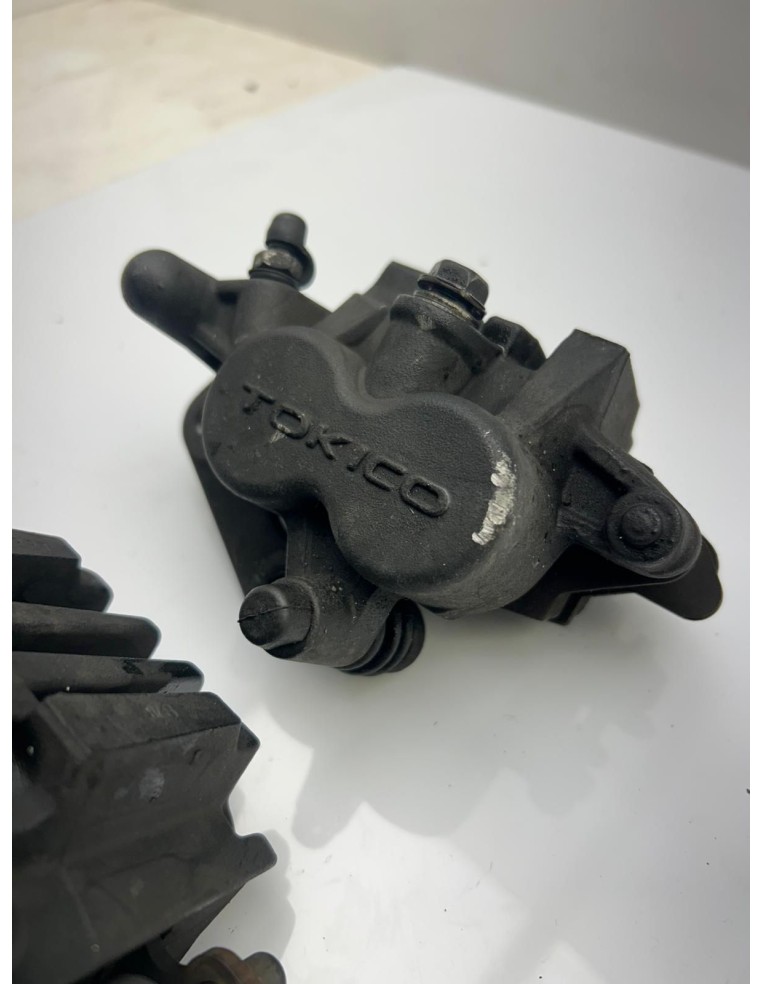 Etriers de frein avant gauche et droit KAWASAKI VERSYS 650 2006 - 2014