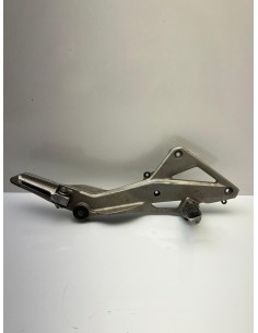Platine repose pieds droite HONDA 600 Hornet 2006 - 2014 2