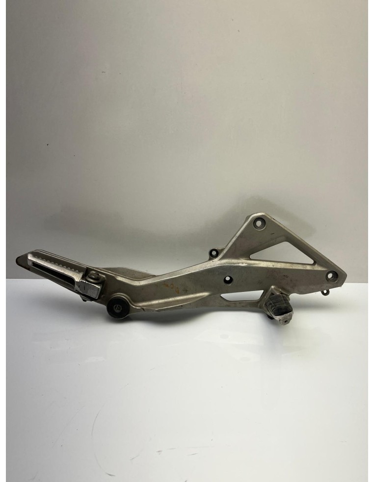 Platine repose pieds droite HONDA 600 Hornet 2006 - 2014