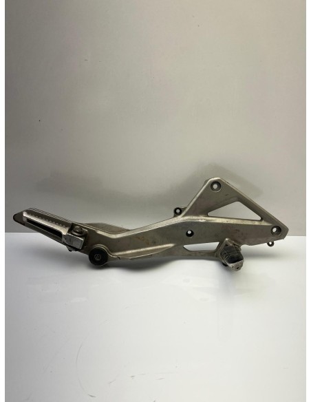 Platine repose pieds droite HONDA 600 Hornet 2006 - 2014