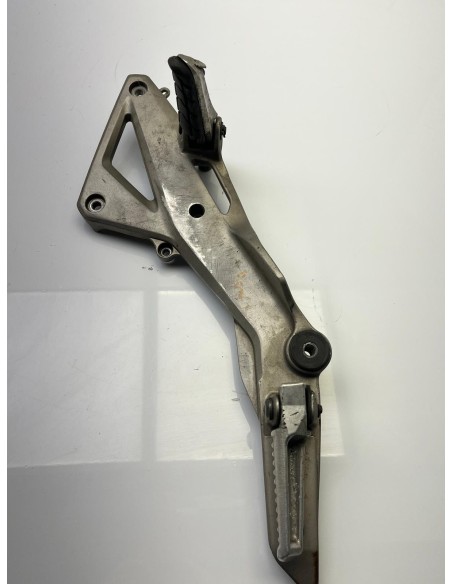 Platine repose pieds droite HONDA 600 Hornet 2006 - 2014