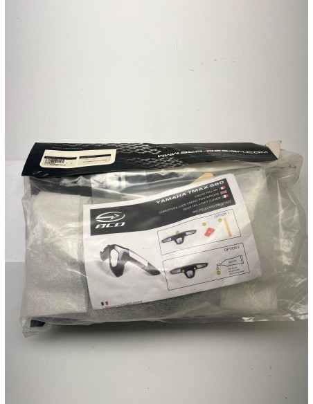 Cache feu arrière adaptable YAMAHA TMax 560 2020 - 2022