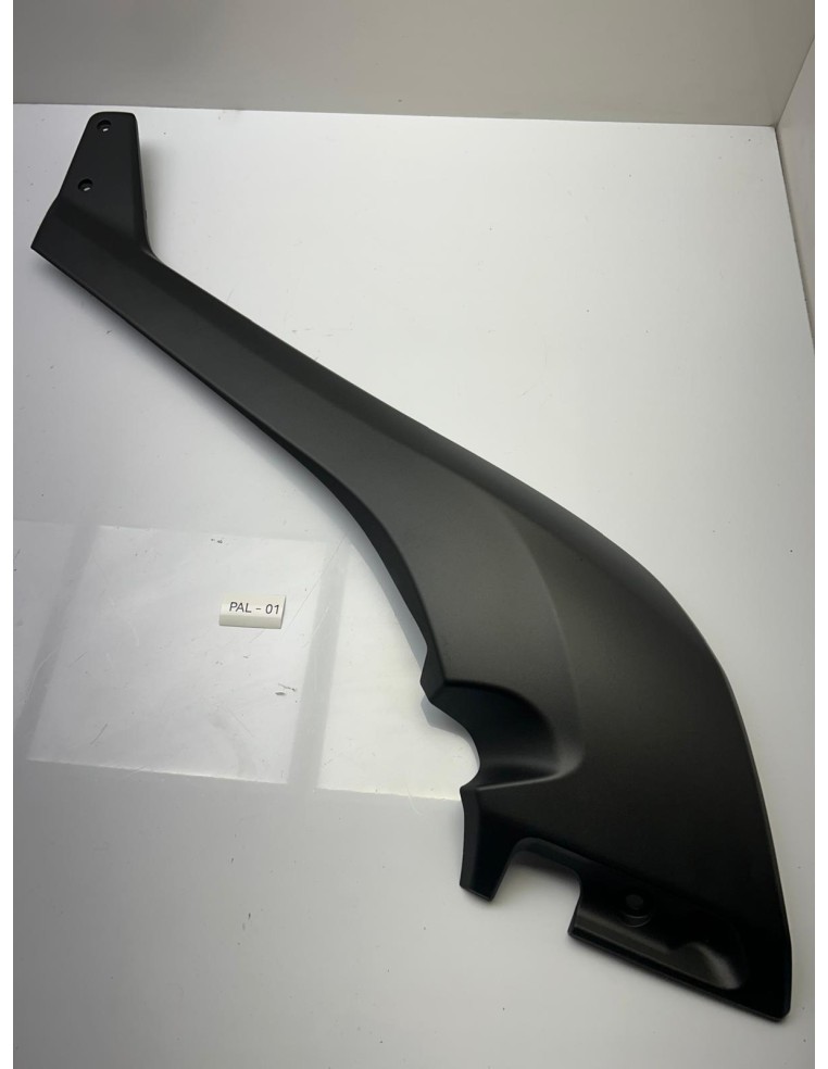 Cache latéral gauche YAMAHA 530 TMAX 2017 - 2019