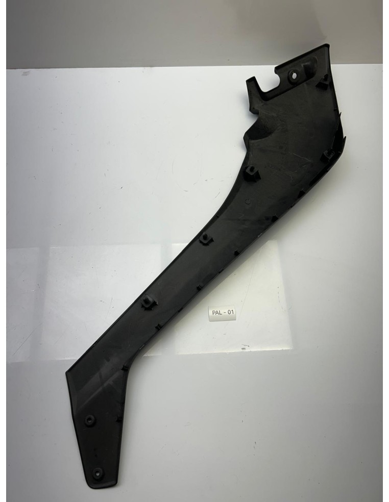 Cache latéral gauche YAMAHA 530 TMAX 2017 - 2019