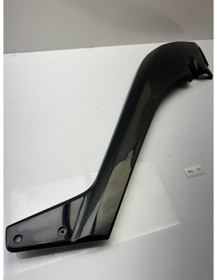 Cache latéral gauche noir brillant YAMAHA 530 TMAX 2017 - 2019