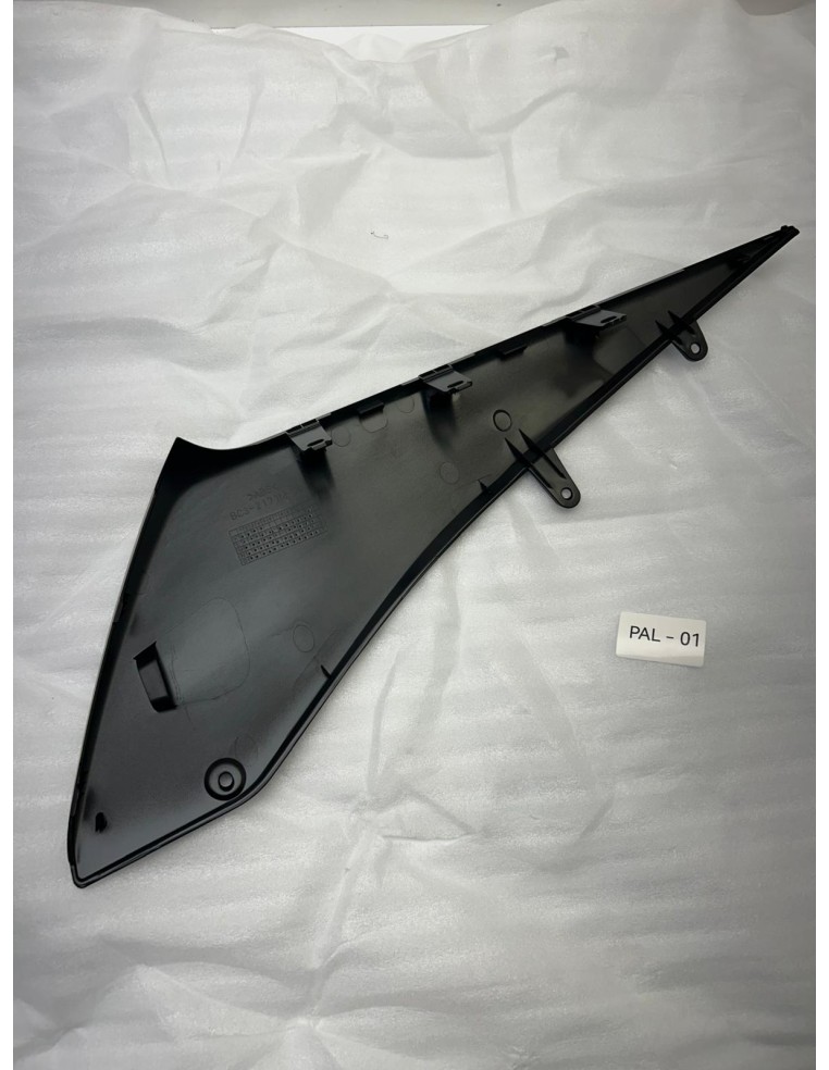 Sabot droit noir mat YAMAHA 530 TMAX 2017 - 2019
