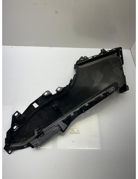 Dessus de marche-pieds gauche YAMAHA 560 TMAX 2022 - 2023