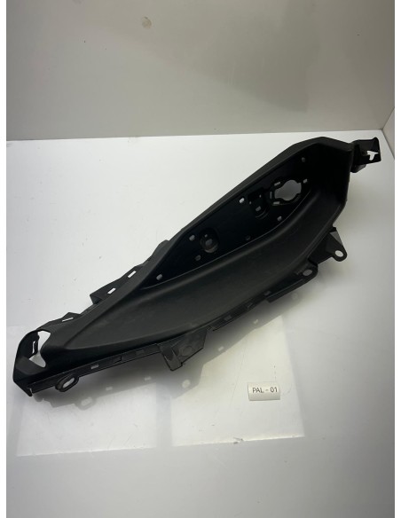 Demi marche pieds gauche YAMAHA 125 XMAX 2018 - 2023