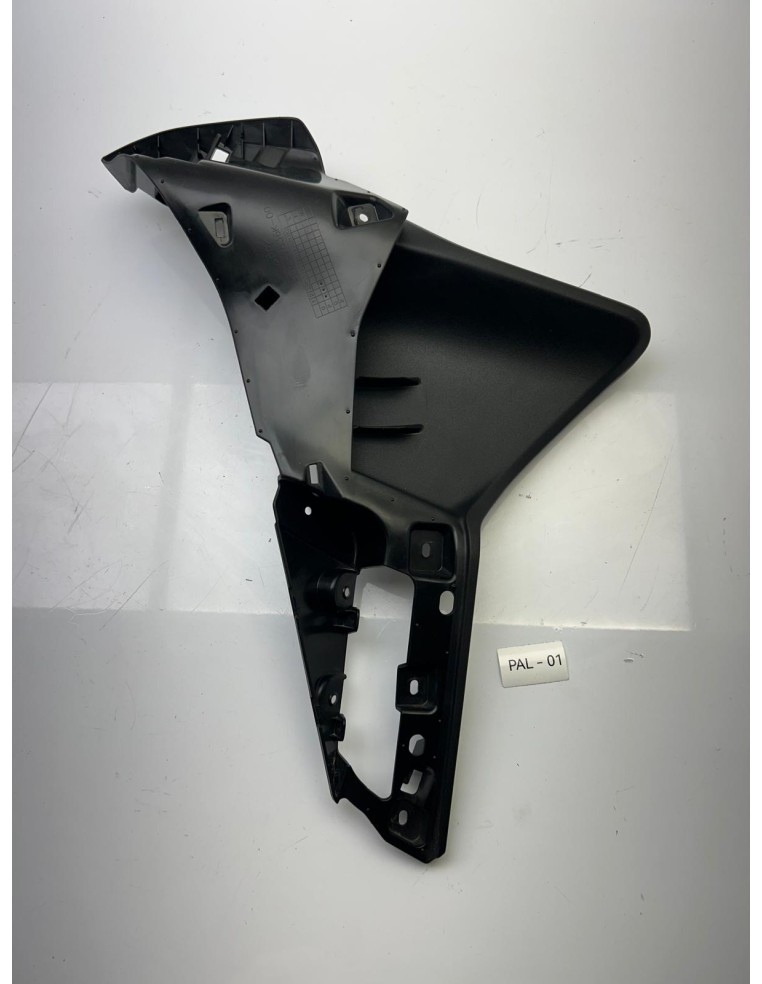 Carénage intérieur latéral gauche YAMAHA TRACER 9 2021 - 2024