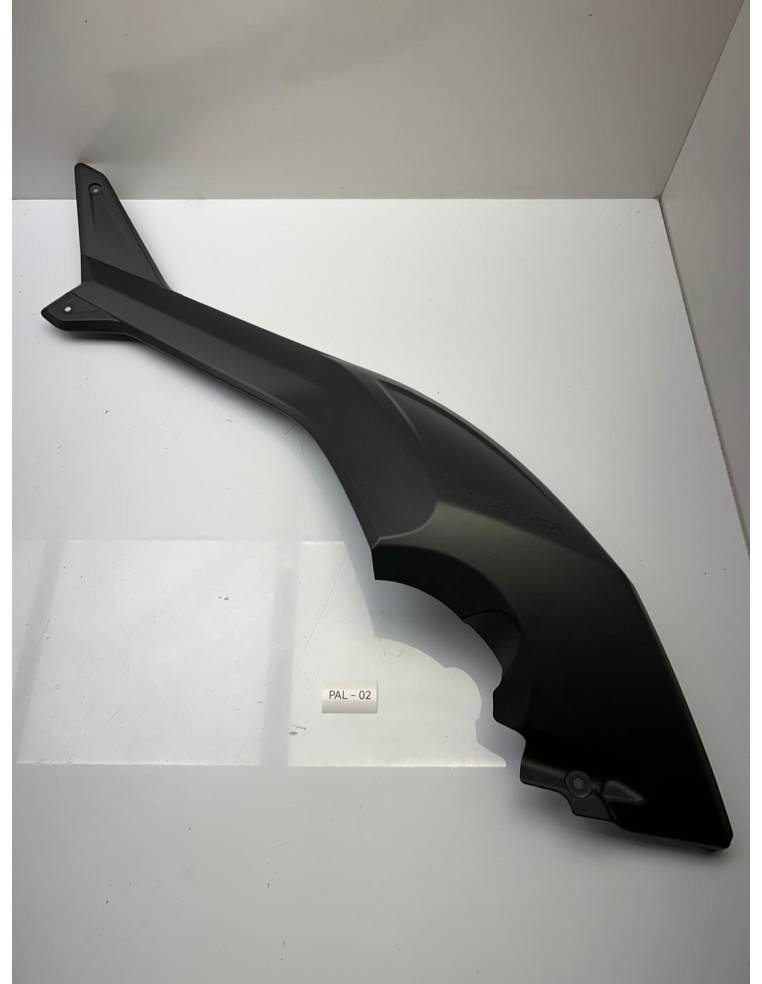 Cache latéral gauche YAMAHA 530 TMAX 2012 - 2014