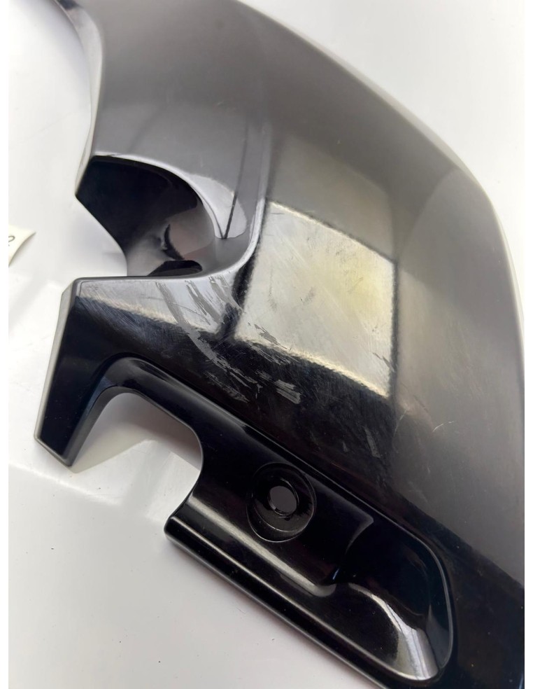 Cache latéral gauche YAMAHA 530 TMAX 2017 - 2019