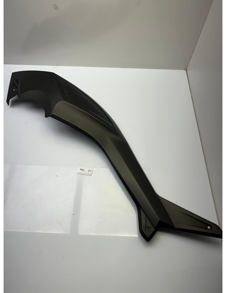 Cache latéral droit YAMAHA 530 TMAX 2012 - 2014