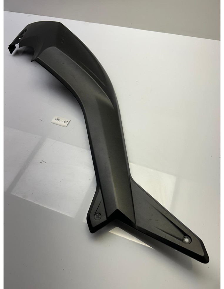 Cache latéral droit YAMAHA 530 TMAX 2012 - 2014