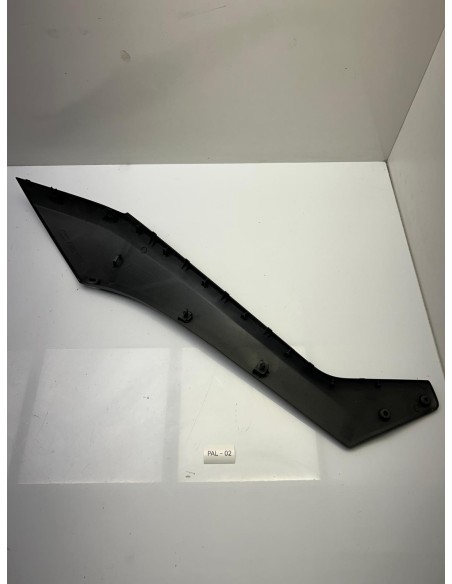 Cache latéral gauche YAMAHA 560 TMAX 2020 - 2021