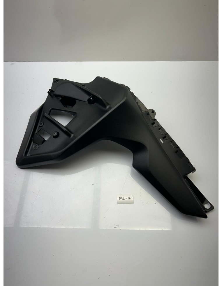 Cache latéral gauche YAMAHA Tracer 7 2020 - 2024