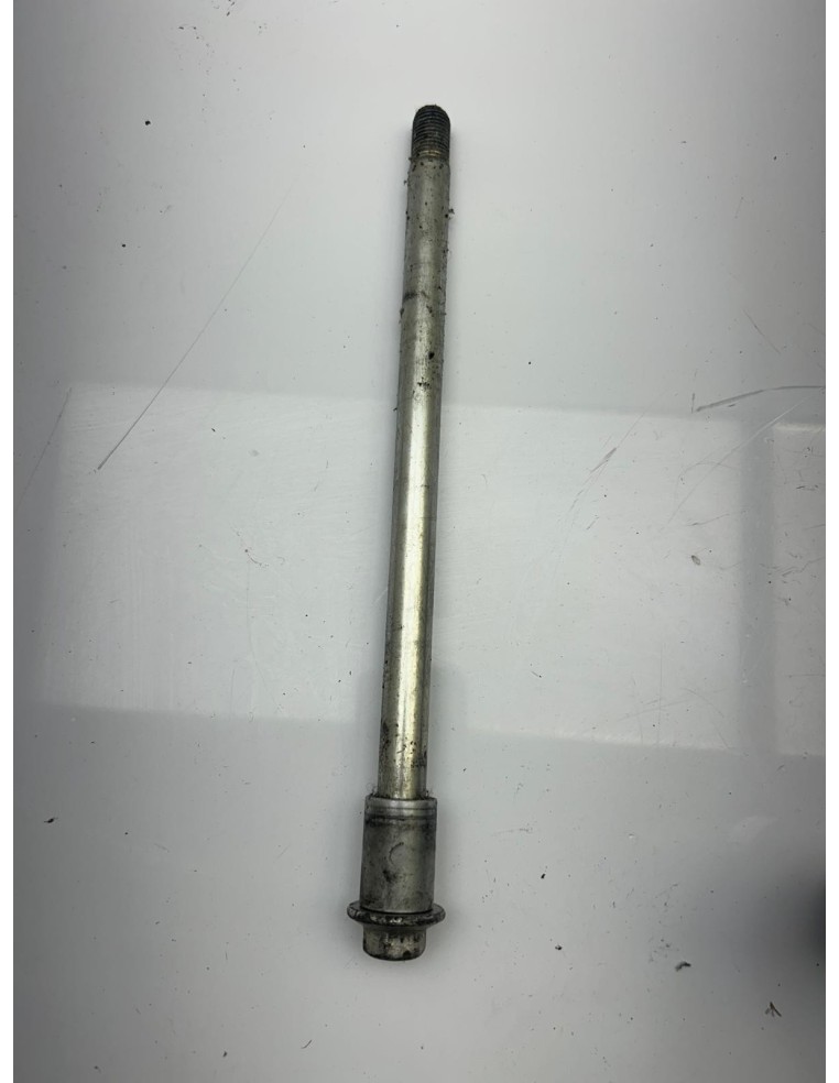Axe de roue avant YAMAHA XMAX 125 / MBK SKYLINER 125 2006 / 2009 2JX251810000