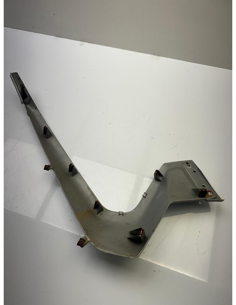 Cache latéral gauche YAMAHA XMAX 125 / MBK SKYLINER 125 2006 / 2009 1B9F171L4000