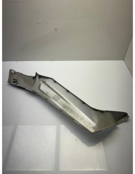 Carénage repose pied gauche YAMAHA XMAX 125 / MBK SKYLINER 125 2006 / 2009 1B9F741300P0