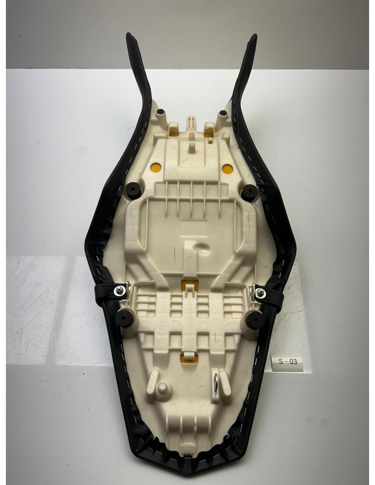 Selle origine YAMAHA MT09 2014 - 2016