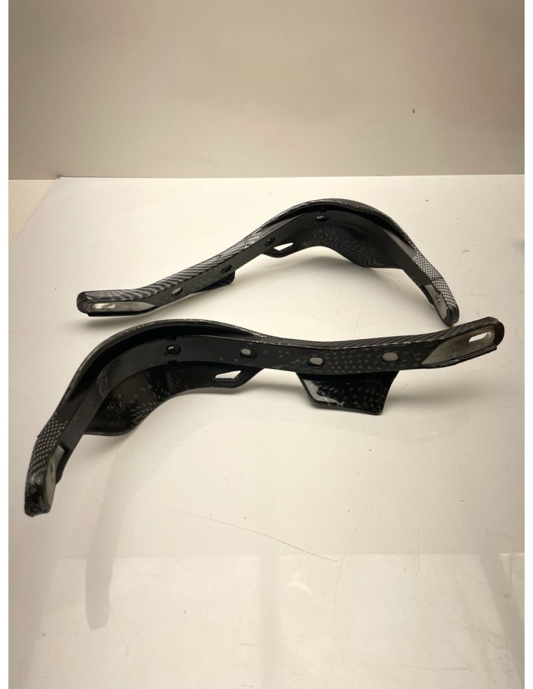 Protège mains universel SIFAM en plastique effet carbon