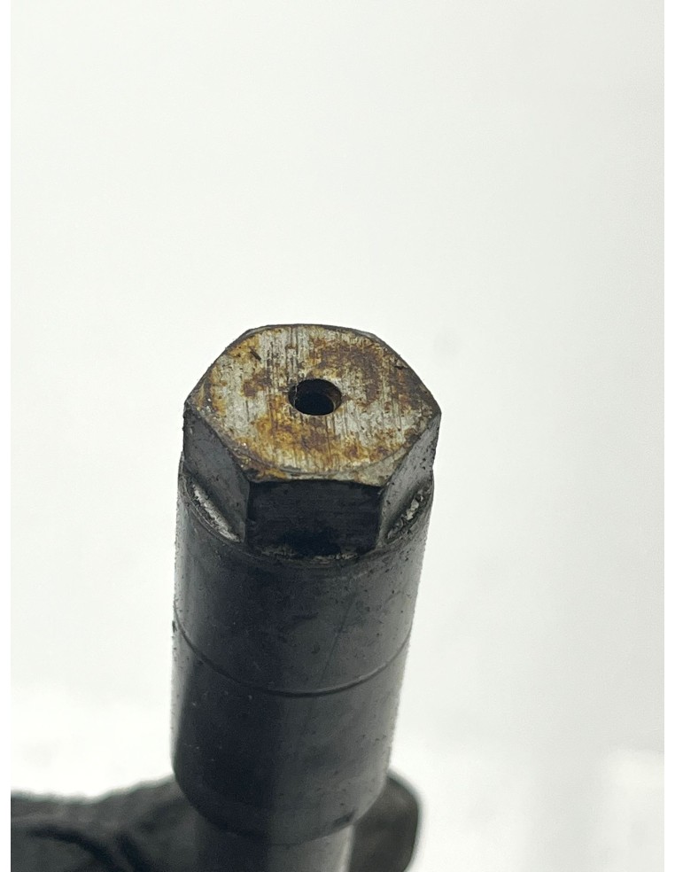 Axe de roue avant HONDA CB 500 1993 - 2003