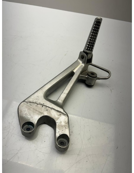 Platine arrière droite HONDA VFR 800 FI 1998 - 2001