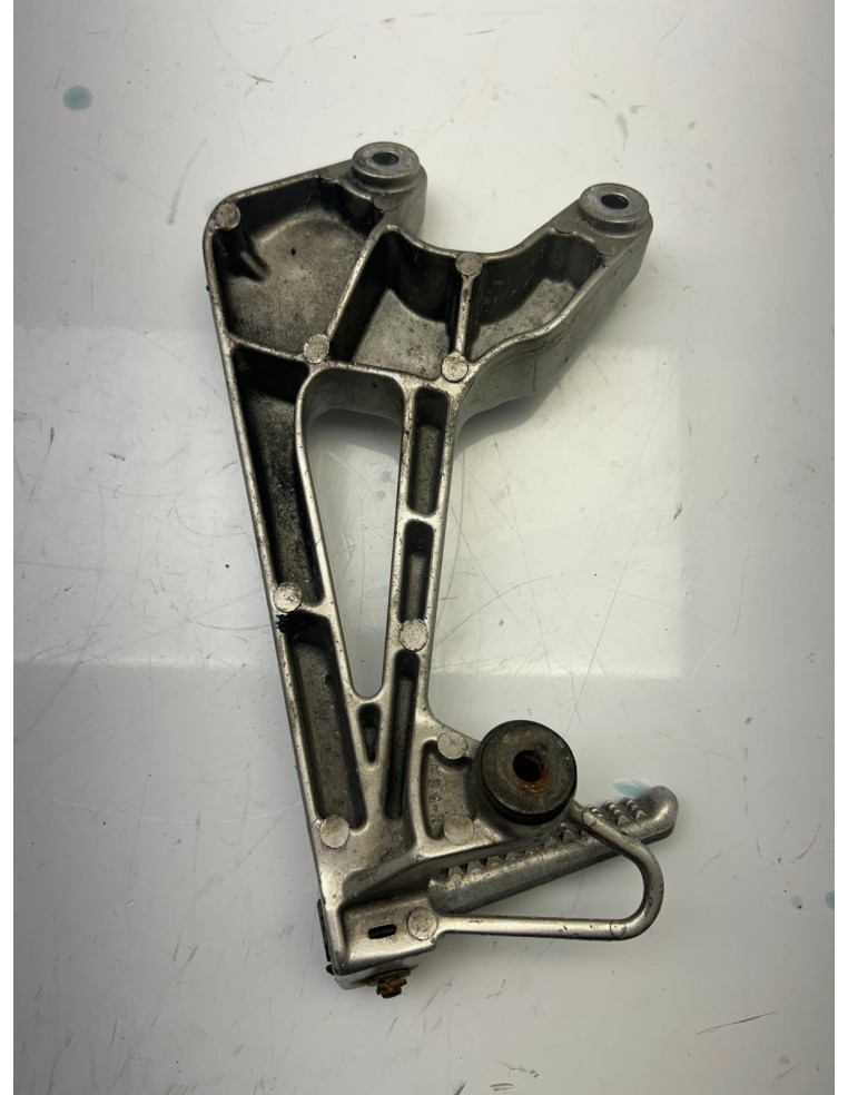 Platine arrière droite HONDA VFR 800 FI 1998 - 2001