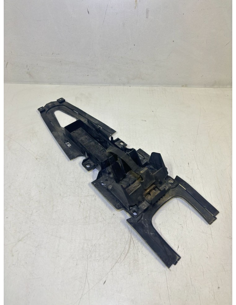 Garde-boue arrière YAMAHA YZF R125 2008 / 2013 5D7F16290000